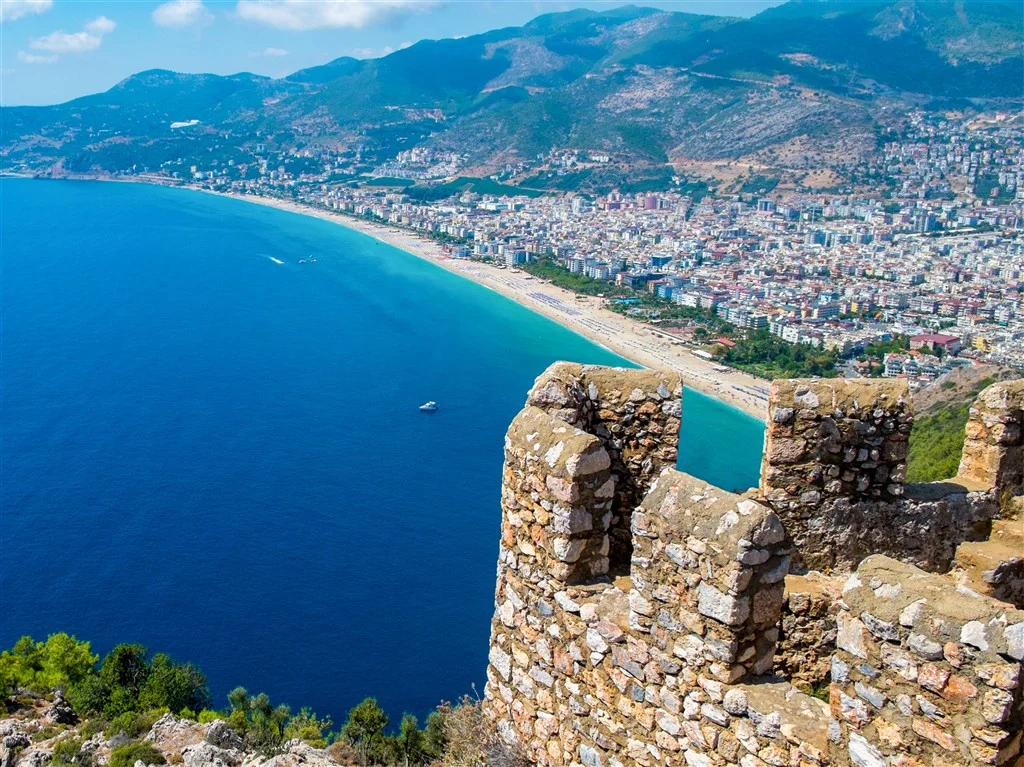 Buying a Property in Alanya: What You Should Know (2025 Guide)